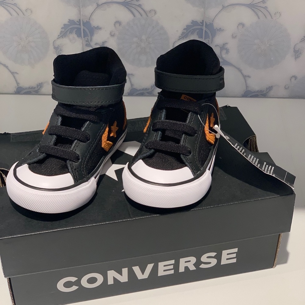 Toddler converse